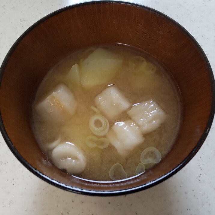 「じゃがいも」とお麩と葱のお味噌汁